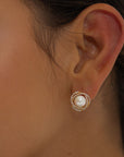 Shell Pearl Earring