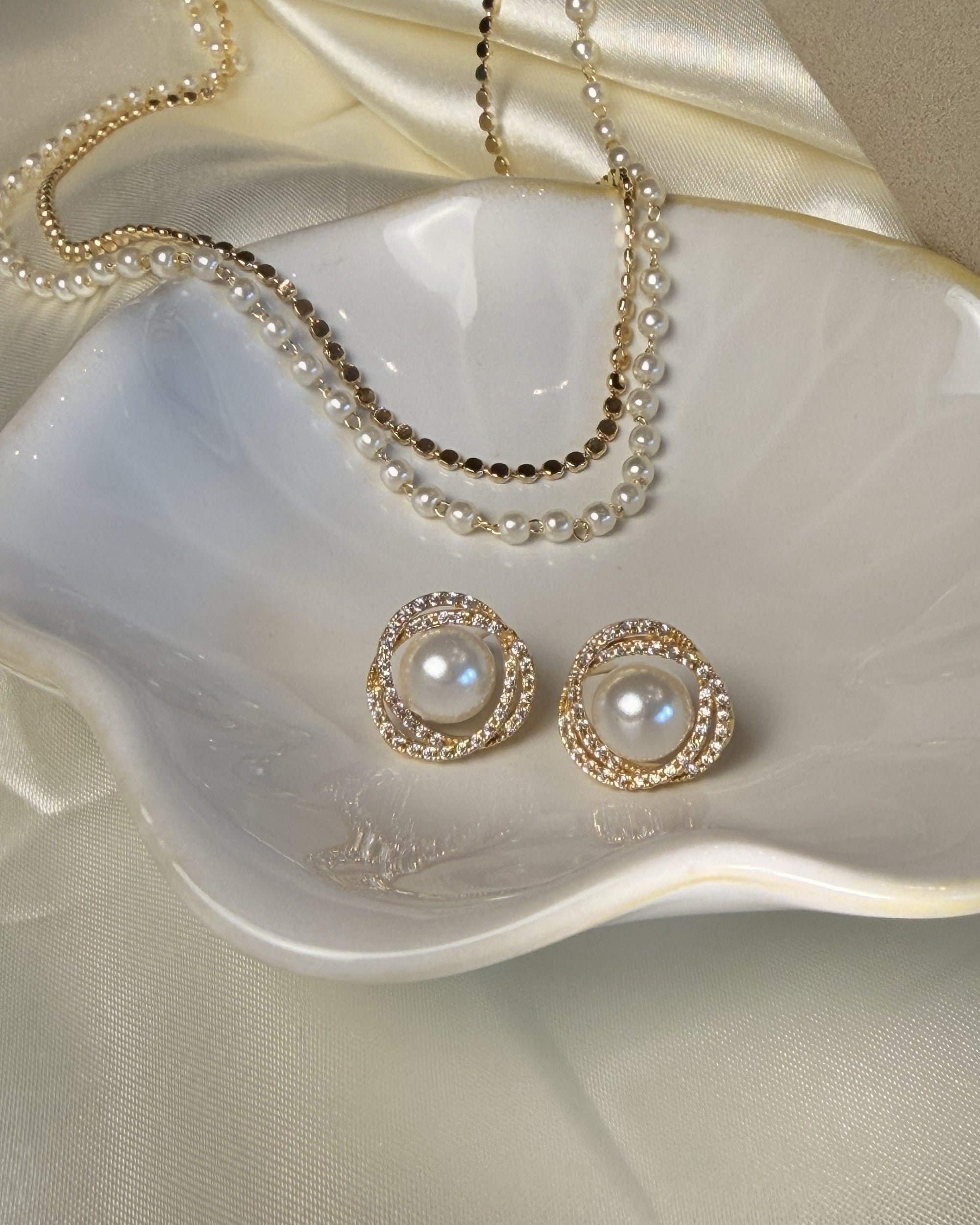Everyday Jewelry Set - Necklace + Earrings