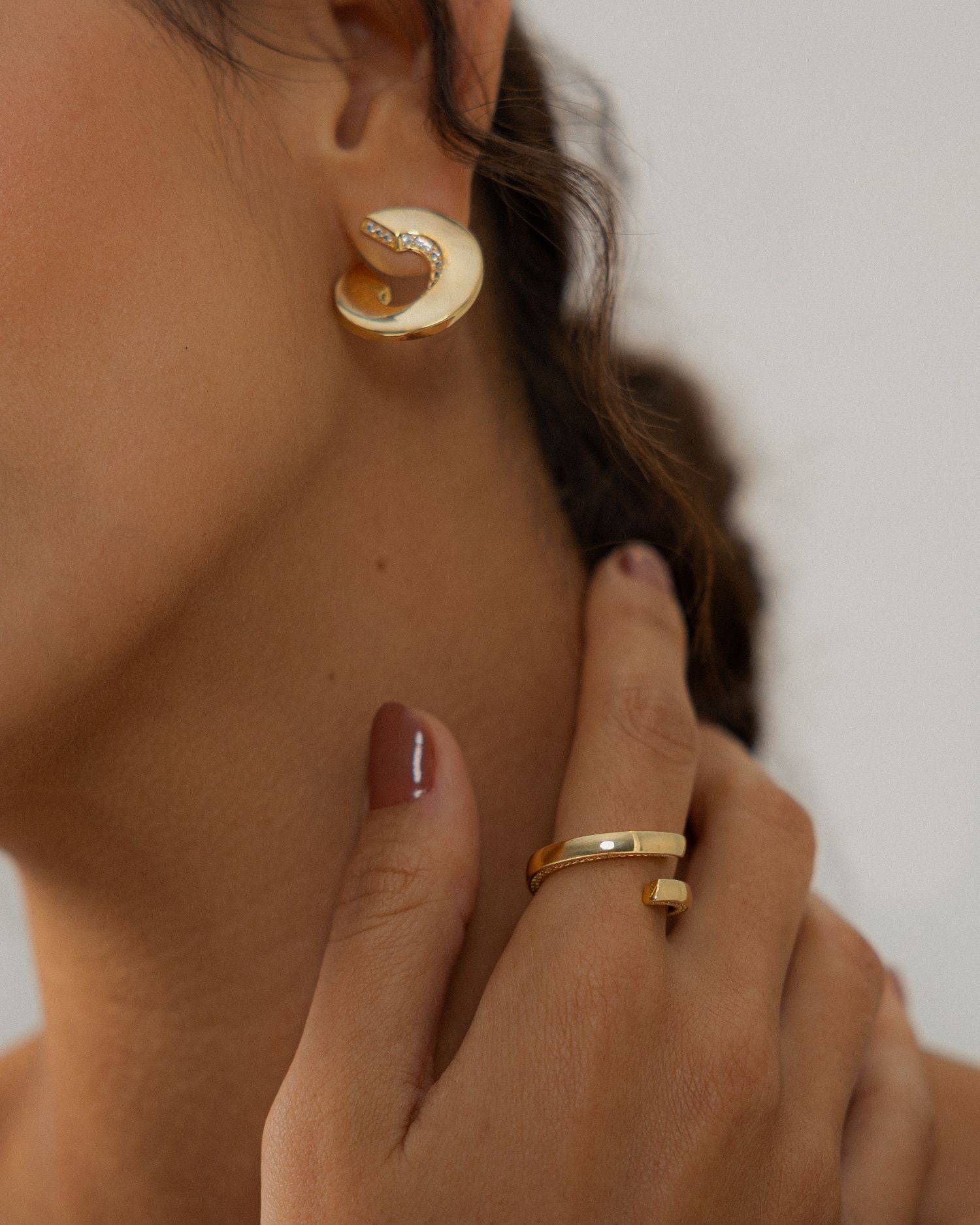 Gold Circular Earrings with Zirconia