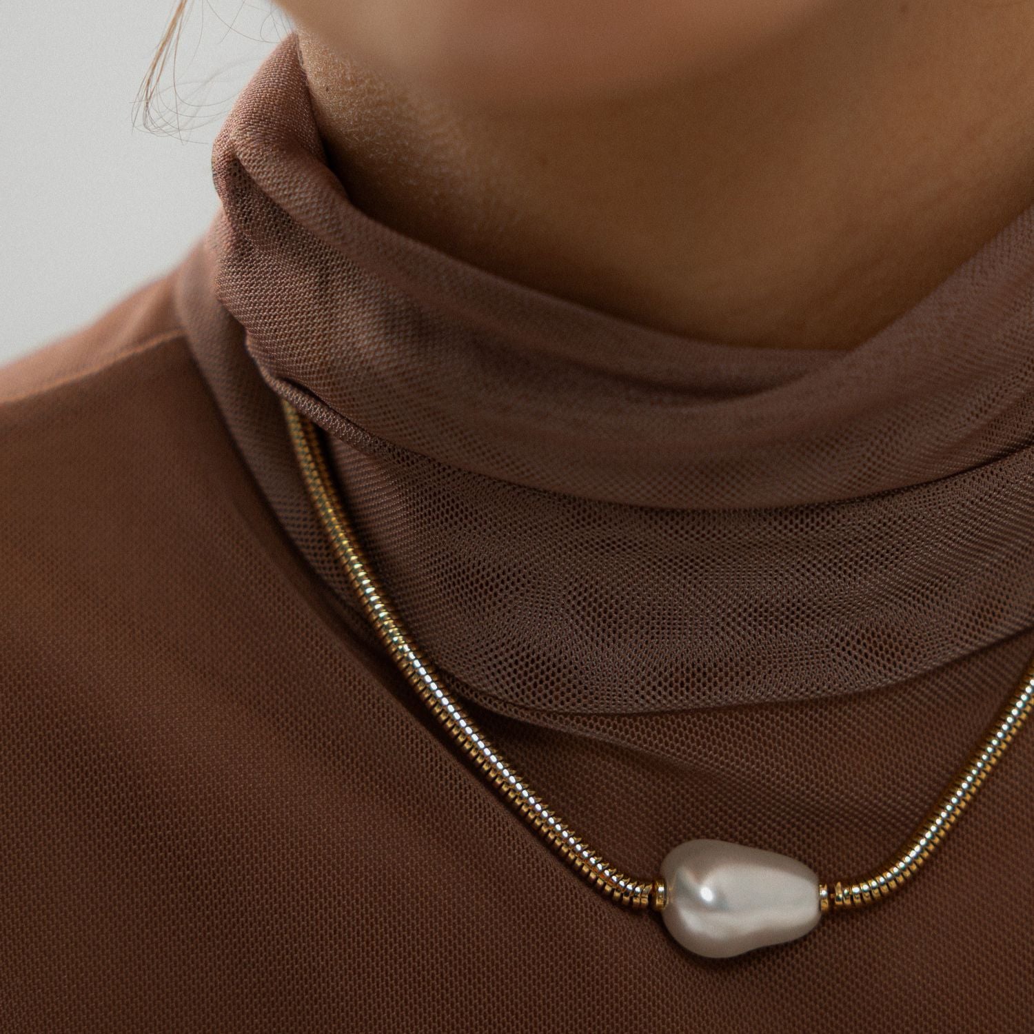 Pearl Snake Chain Choker